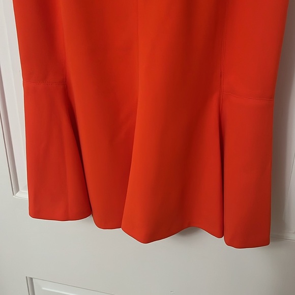 Calvin Klein women’s size 10 sleeveless belted dress. Orange. Zippered back. - Picture 3 of 4